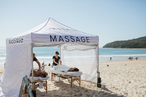 Noosa Beach Massage - Holiday Sunshine Coast 0