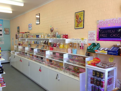 The Pier View Lolly Shop - Holiday Sunshine Coast 0