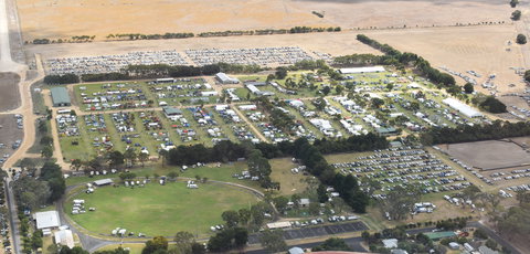 Yakka Park - Sunshine Coast Tourism 0