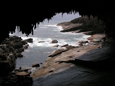 Admirals Arch - Sunshine Coast Tourism 0