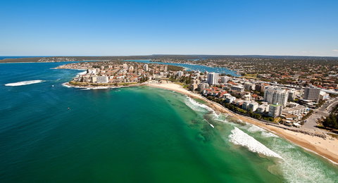 Cronulla - Holiday Sunshine Coast 0