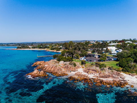 Dunsborough - Sunshine Coast Tourism 0