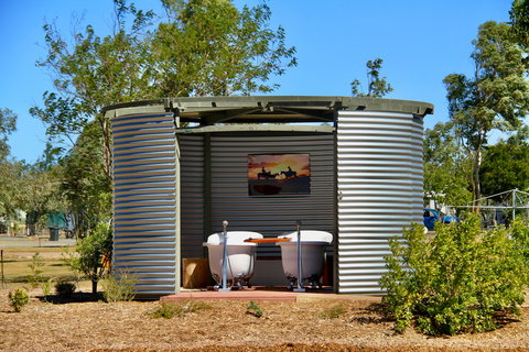 Julia Creek Artesian Baths - Holiday Sunshine Coast 0