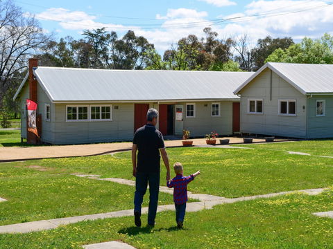 Lake Hume Loop - Sunshine Coast Tourism 1