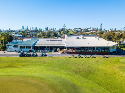 Yamba Golf And Country Club - Holiday Sunshine Coast 0