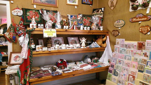 Campbelltown Craft Society - Holiday Sunshine Coast 1