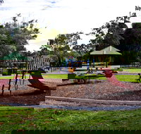 Cascade Gardens - Sunshine Coast Tourism