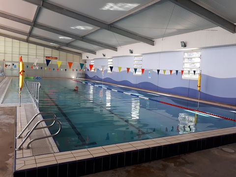 Cootamundra Municipal Swimming Pool - Sunshine Coast Tourism 1