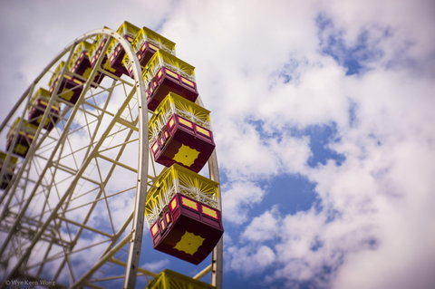 Giant Ferris Wheel - Hello Hi Lite Amusements - Holiday Sunshine Coast 2