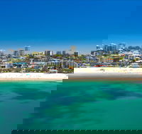 Kings Beach - Holiday Sunshine Coast
