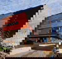 Library at The Dock - Holiday Sunshine Coast