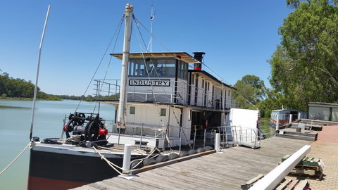 PS Industry - Sunshine Coast Tourism 0