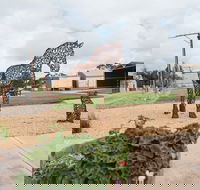 Saddleworth - Holiday Sunshine Coast