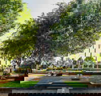 Sculpture Garden Campbelltown - Holiday Sunshine Coast