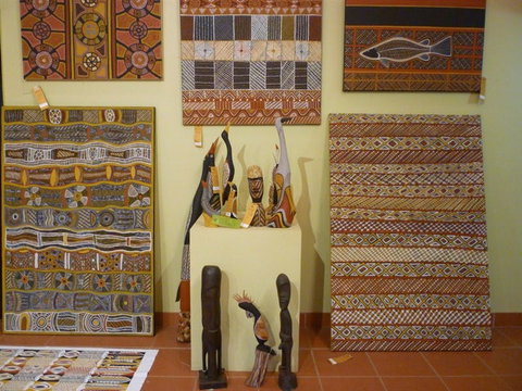 Tiwi Design Aboriginal Corporation - Sunshine Coast Tourism 0