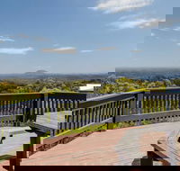 Finchley Lookout - Sunshine Coast Tourism