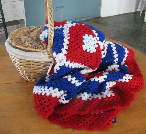 Folk Art Cooperative - Holiday Sunshine Coast 0