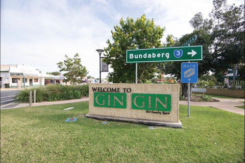 Gin Gin - Holiday Sunshine Coast 2