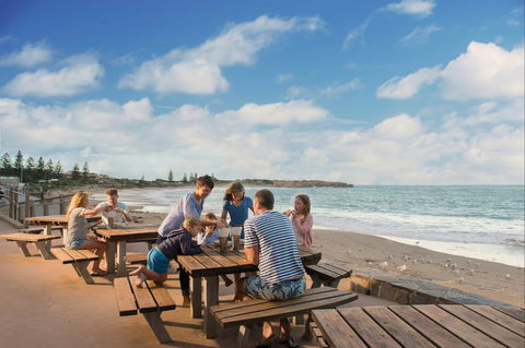 Port Elliot - Sunshine Coast Tourism 1