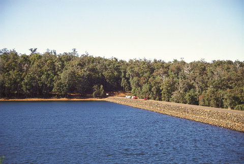 Waroona Dam - Sunshine Coast Tourism 0