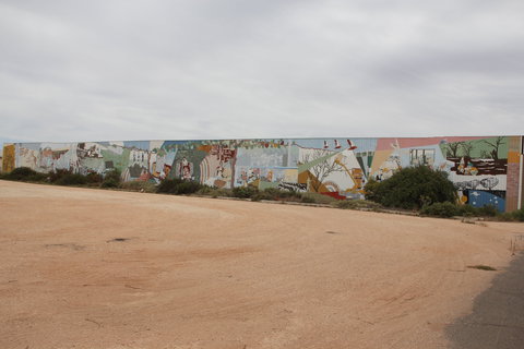 Berri Community Mural - Sunshine Coast Tourism 0