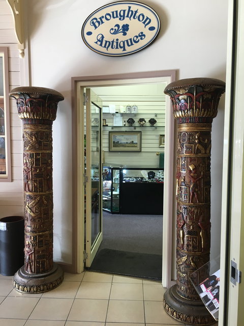 Broughton Antiques - Holiday Sunshine Coast 1