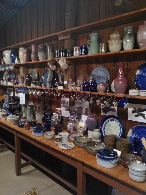 El Dorado Pottery - Holiday Sunshine Coast 0