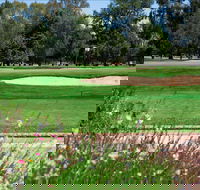 Howlong Golf Resort