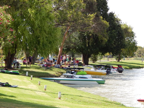 Jerilderie - Holiday Sunshine Coast 2