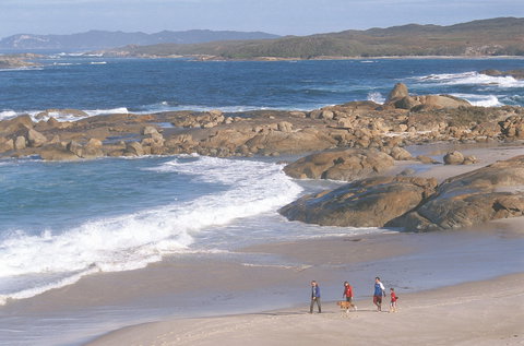 Lights Beach - Sunshine Coast Tourism 0