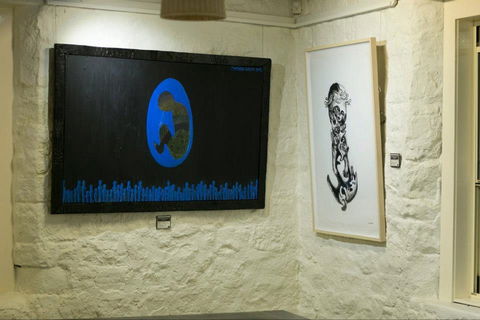 Matthew Gillett Gallery At Scarborough Hotel - Sunshine Coast Tourism 0