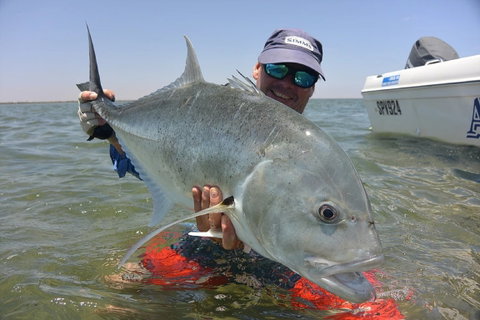 Ningaloo Fly Fishing - Sunshine Coast Tourism 0