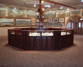 Absaloms Gallery - Sunshine Coast Tourism 2