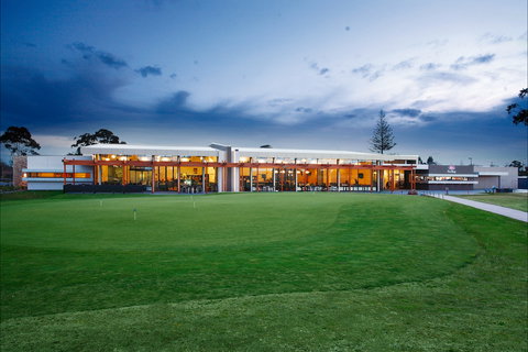 Ballarat Golf Club - Holiday Sunshine Coast 1