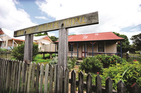 Boyne Valley - Sunshine Coast Tourism 0