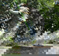 Cane Cutter Memorial - Sunshine Coast Tourism