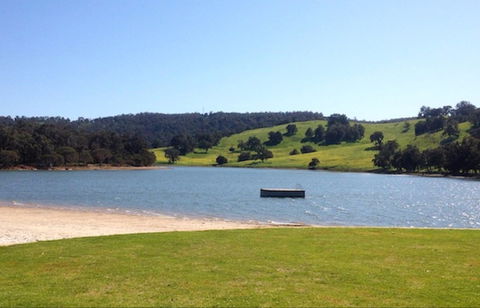 Drakesbrook Weir - Holiday Sunshine Coast 0