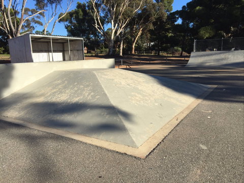 Moonta Skatepark - Sunshine Coast Tourism 0