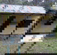 Scutts Hut - Sunshine Coast Tourism