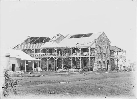 Victoria Hotel (the Vic), Darwin - Sunshine Coast Tourism 1