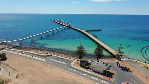 Wallaroo Jetty - Sunshine Coast Tourism 0