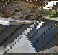 Whitemark Foreshore Picnic Area - Sunshine Coast Tourism