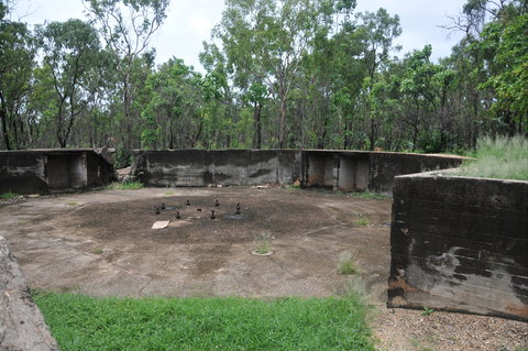 WWII Quarantine Anti Aircraft Battery Site - Holiday Sunshine Coast 0