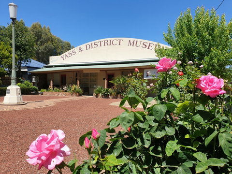 Yass And District Museum - Holiday Sunshine Coast 0