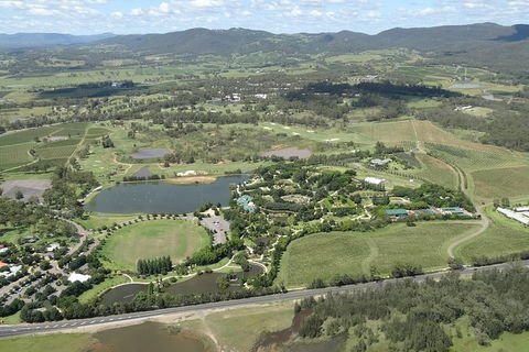 Hunter Express Helicopter Flight - Sunshine Coast Tourism 2