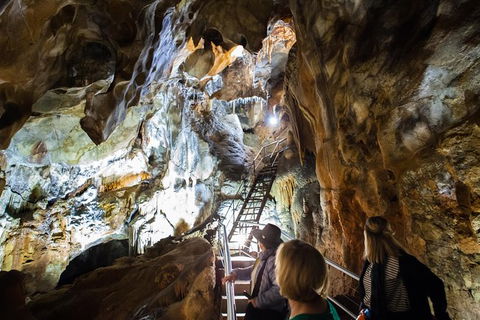 Jenolan Caves: Chifley Cave Tour - Sunshine Coast Tourism 4