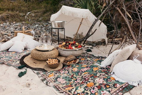 A Picnic In Byron Bay - Sunshine Coast Tourism 2