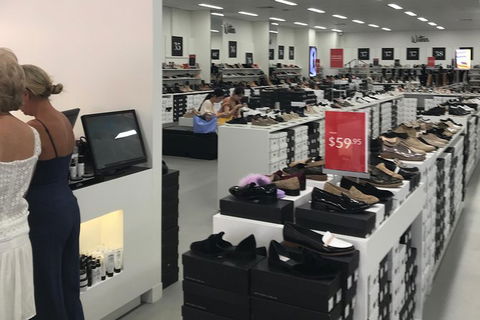 Australian Designer Outlet Shopping Tour- Sydney - Holiday Sunshine Coast 2