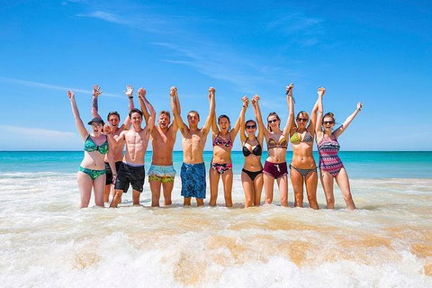 Oz Intro - 9 Day - Sunshine Coast Tourism 0
