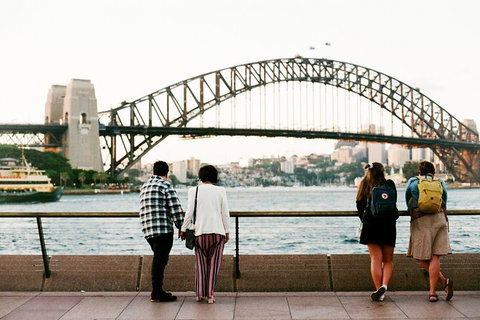 Sydney Sightseeing Tour In A Luxury Mercedes-Benz People Mover - Sunshine Coast Tourism 5